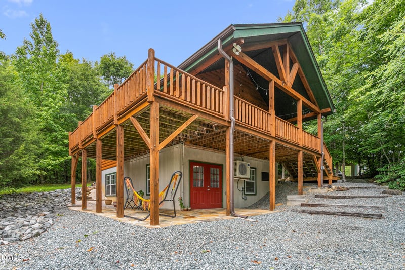 3953 Paylor Rd, Mebane, NC 27302