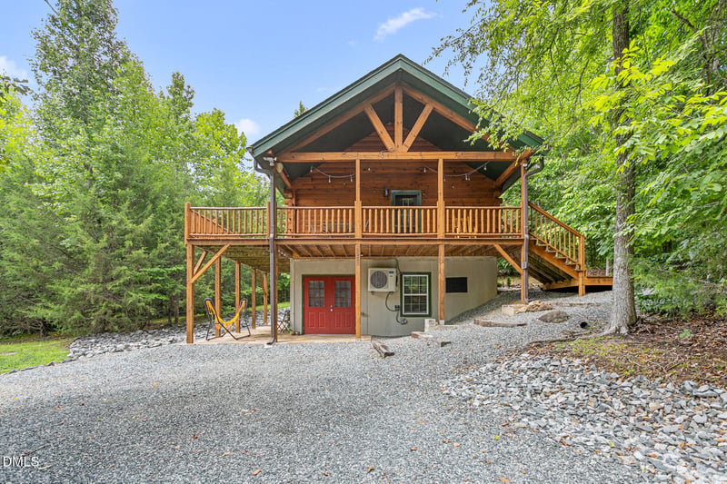 3953 Paylor Rd, Mebane, NC 27302