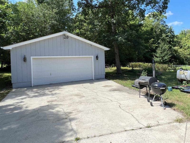 3958 Haithcock Rd, Raleigh, NC 27604