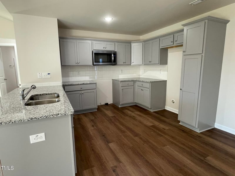 396 Magnolia Run Way, Benson, NC 27504