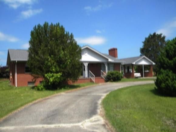 396 Mcdougald Rd, Sanford, NC 27330