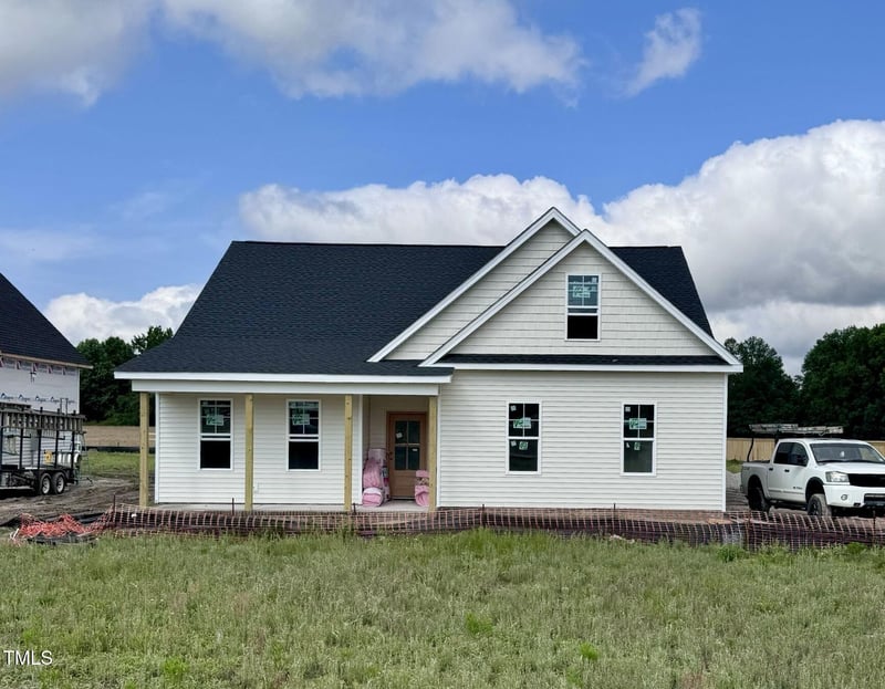 3963 Baileys Xrds Rd, Benson, NC 27504