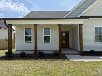 3963 Baileys Xrds Rd, Benson, NC 27504