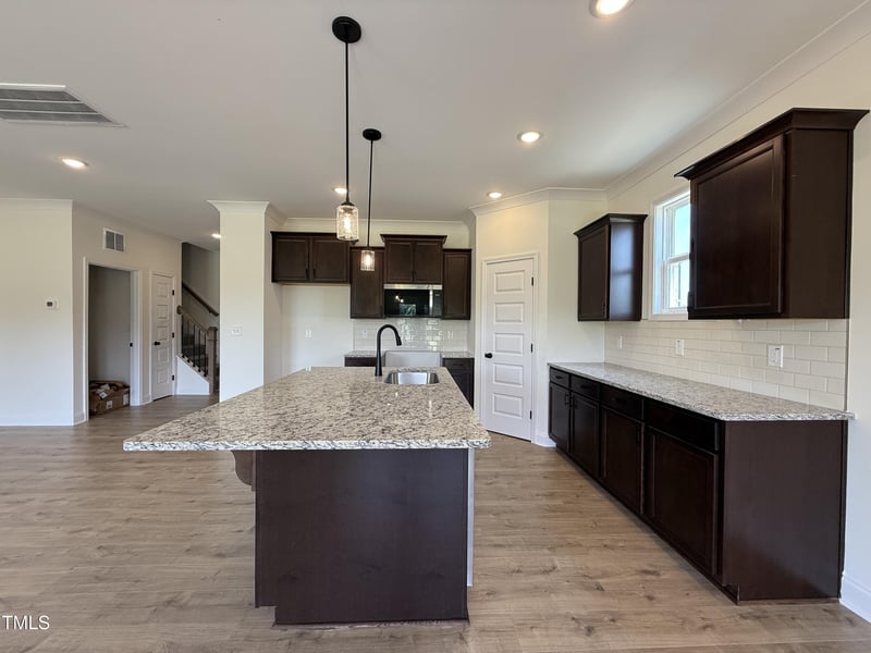 3963 Baileys Xrds Rd, Benson, NC 27504