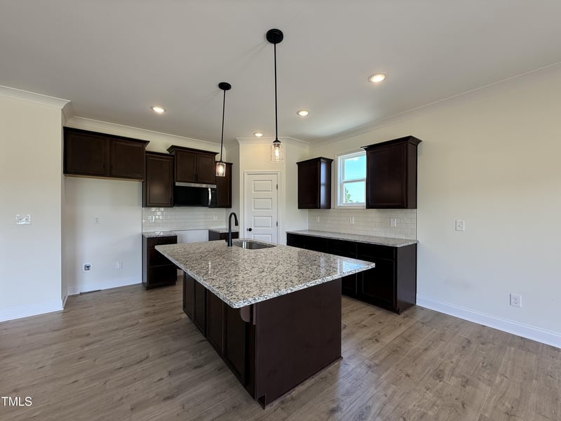3963 Baileys Xrds Rd, Benson, NC 27504