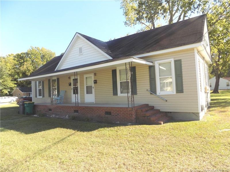3963 Ellison St, Hope Mills, NC 28348