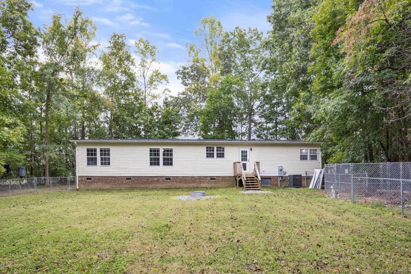 3964 Shonnette Dr, Burlington, NC 27217