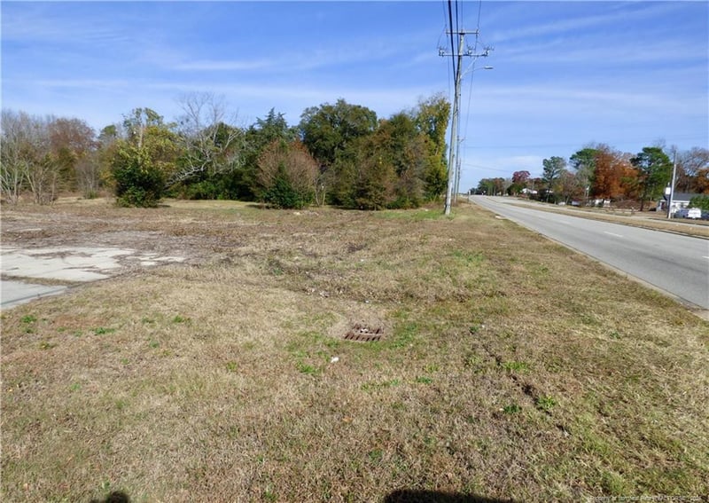 3966 Camden Rd, Fayetteville, NC 28306