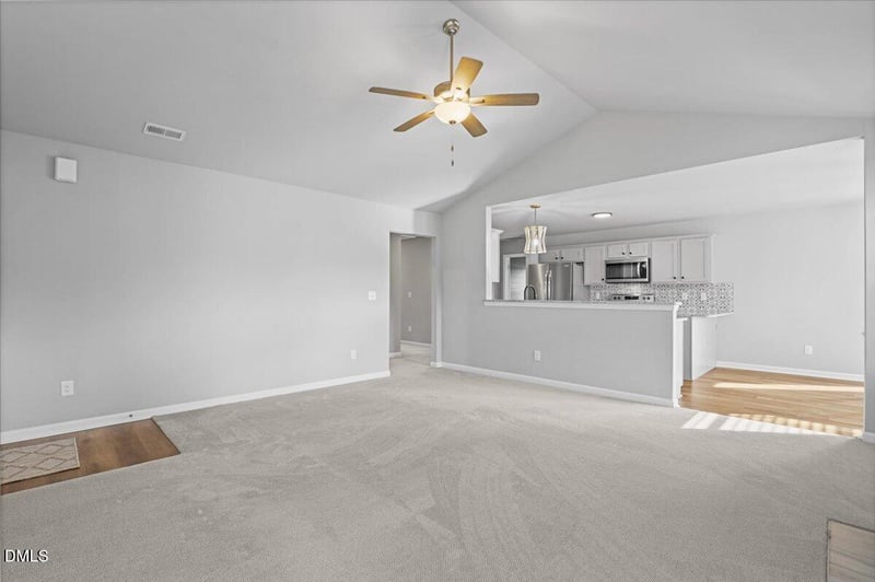 398 Sandcastle Ln, Four Oaks, NC 27524