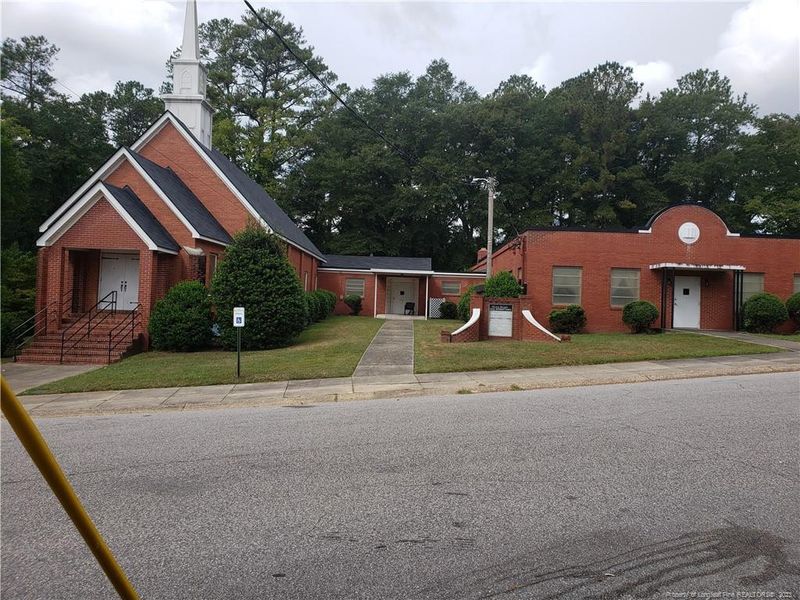 398 Trinity Dr #2, Fayetteville, NC 28301
