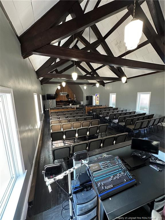 398 Trinity Dr, Fayetteville, NC 28301