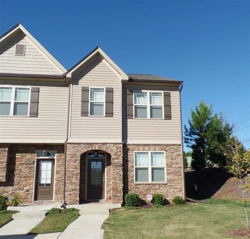3981 Amelia Park Dr, Raleigh, NC 27606