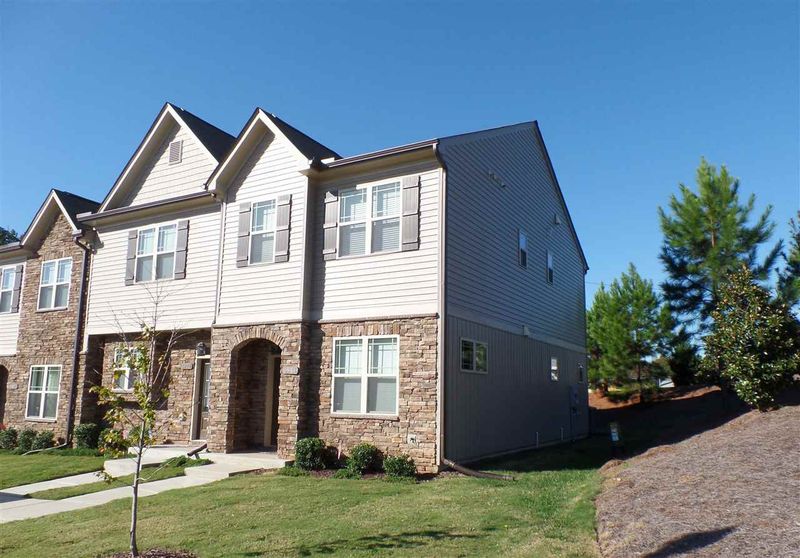 3981 Amelia Park Dr, Raleigh, NC 27606