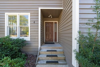 4 Applewood Sq, Durham, NC 27713