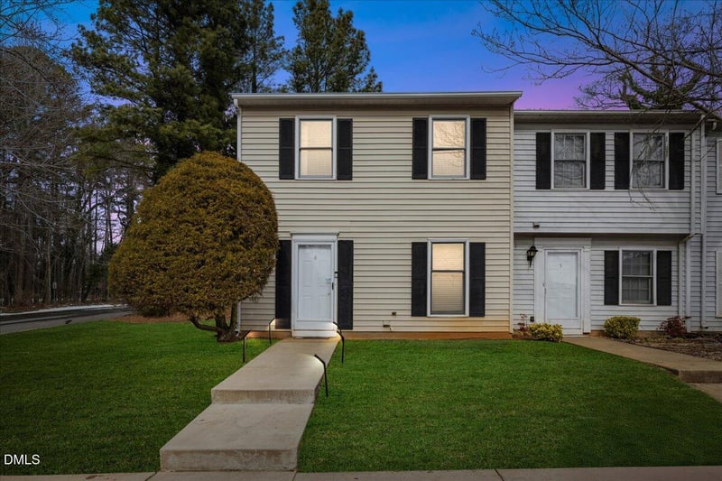 4 Astor Ct, Durham, NC 27705