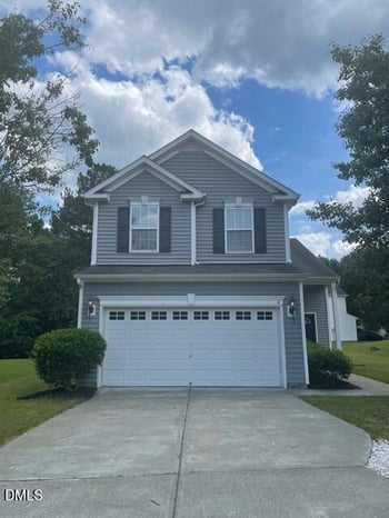 4 Autumn Leaf Ln, Durham, NC 27704