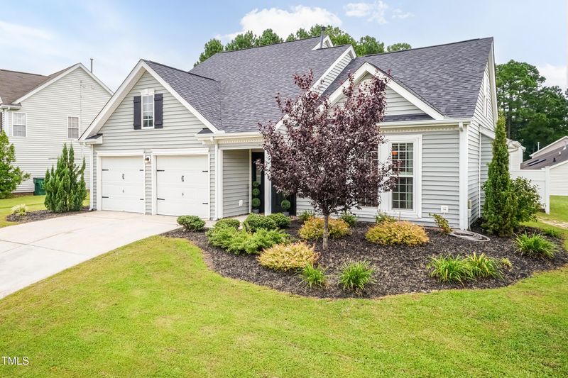 4 N Berrymeadow Ln, Durham, NC 27703