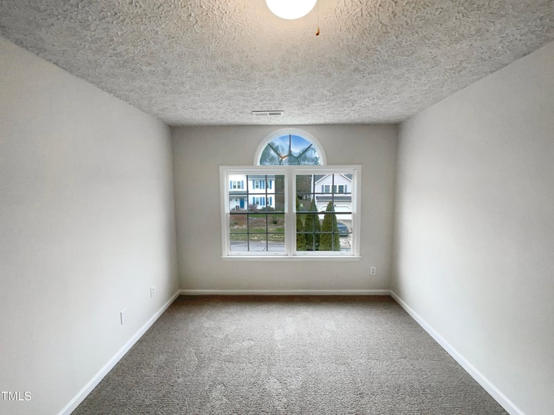 4 Birkdale Ct, Durham, NC 27713