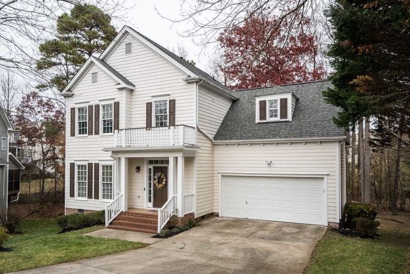 4 Bluebird Ct, Durham, NC 27713