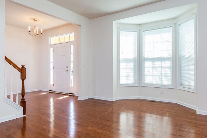 4 Brightfield Ln, Durham, NC 27712