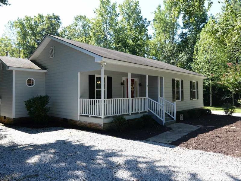 4 Cabin Branch Dr, Clayton, NC 27520