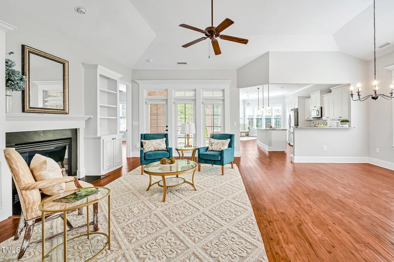 4 Calwell Creek Dr, Chapel Hill, NC 27517