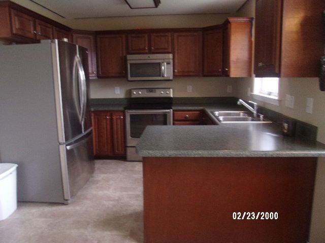 4 Carolina Ave, Benson, NC 27504