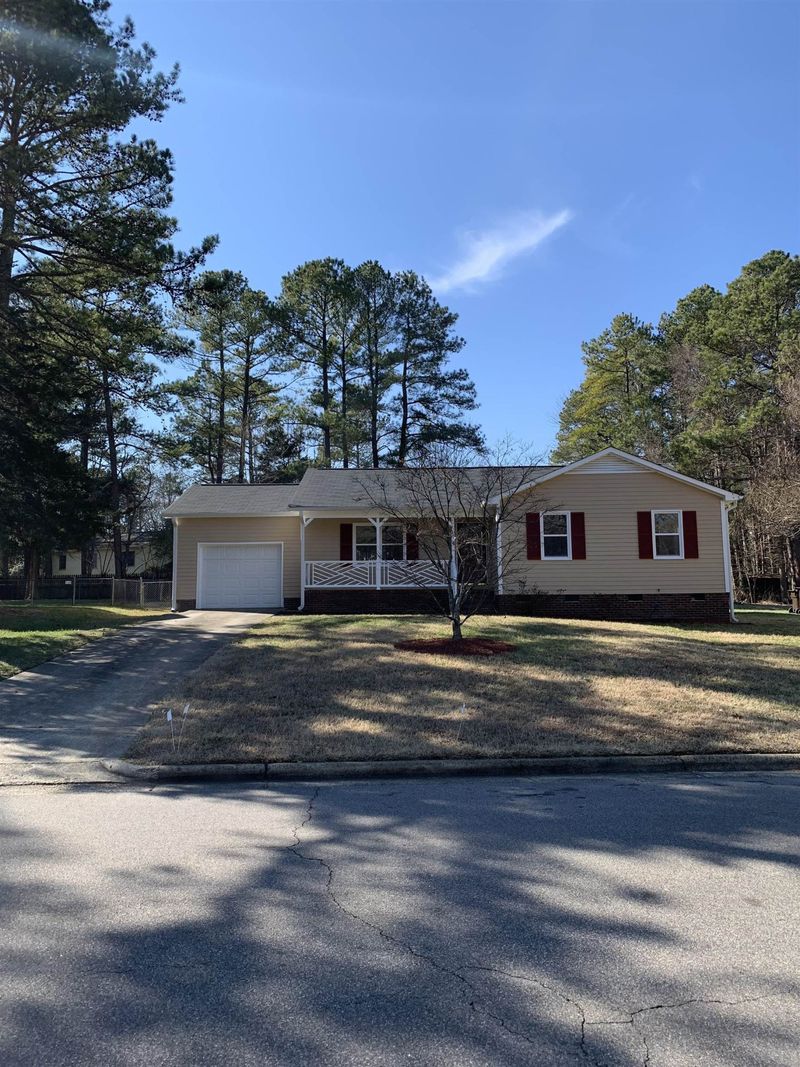 4 Chanter Ct, Durham, NC 27705