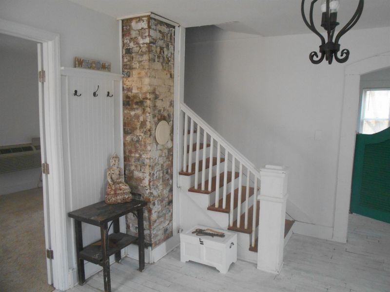 4 Collins St, Franklinton, NC 27525