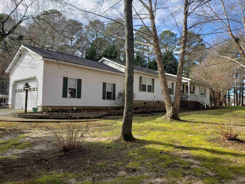 4 Colony Rg, Clayton, NC 27520