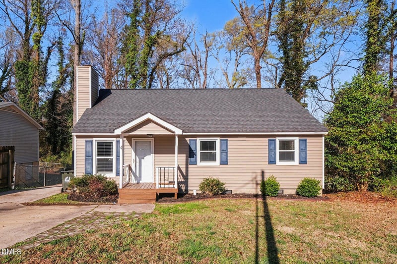 4 Conder Pl, Durham, NC 27703