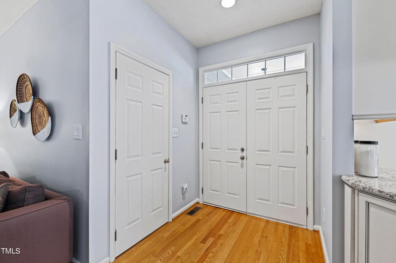 4 Creeks Edge Ct, Durham, NC 27713