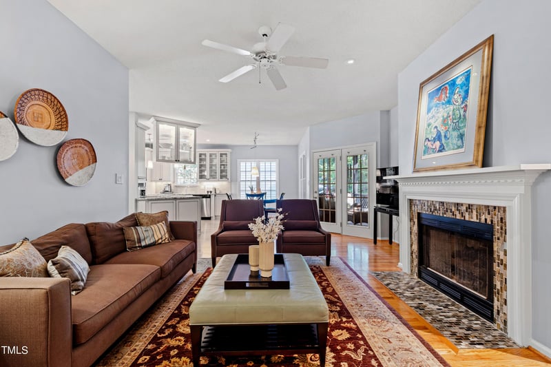 4 Creeks Edge Ct, Durham, NC 27713