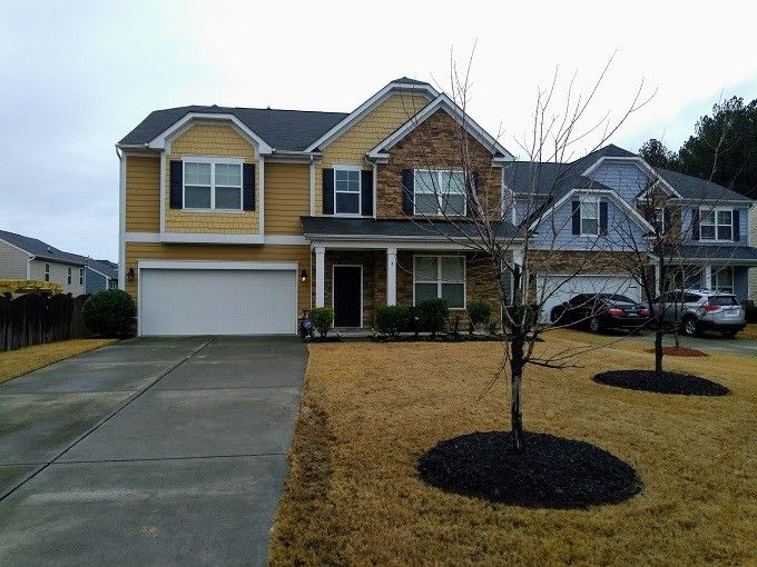 4 Crestmont Ct, Durham, NC 27703