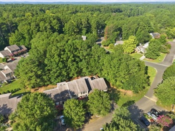 4 Crystal Oaks Ct, Durham, NC 27707