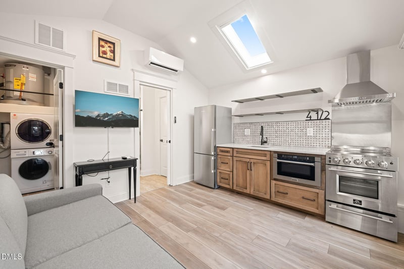 4 Dixie Trl, Raleigh, NC 27607