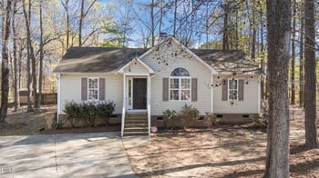 4 Feeney Ct, Clayton, NC 27520