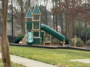 4 Green Springs Ct, Durham, NC 27713