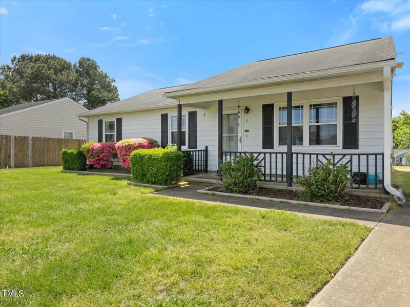 4 Hannah Ct, Durham, NC 27713