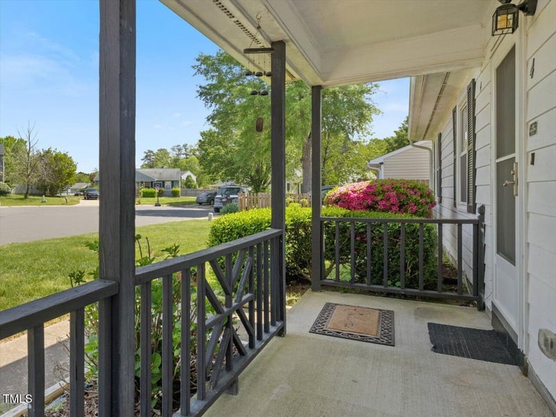 4 Hannah Ct, Durham, NC 27713