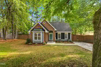 4 Hertford Pl, Durham, NC 27703