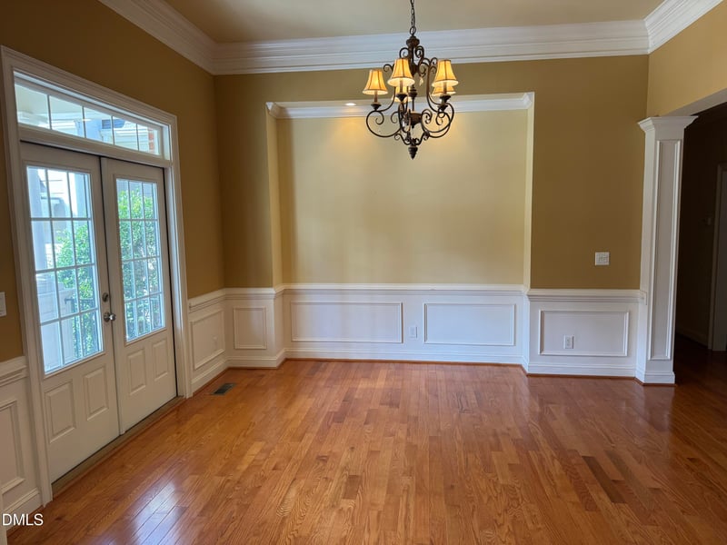 4 Hopewell Dr, Durham, NC 27705