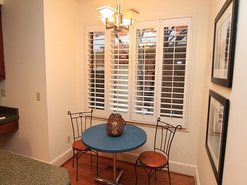 4 Innisfree Dr, Durham, NC 27707
