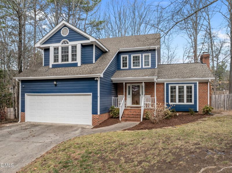 4 Jarvis Ct, Durham, NC 27703