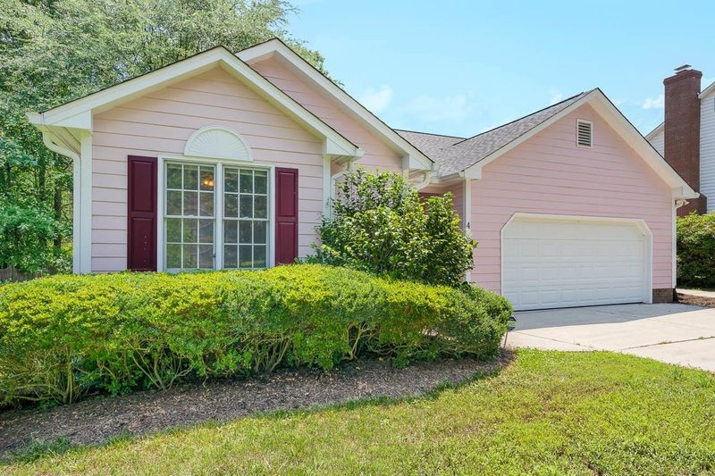 4 Kandes Ct, Durham, NC 27713