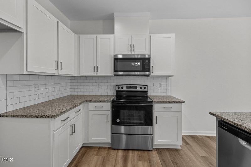 4 S Lenny Dr #14, Clayton, NC 27520