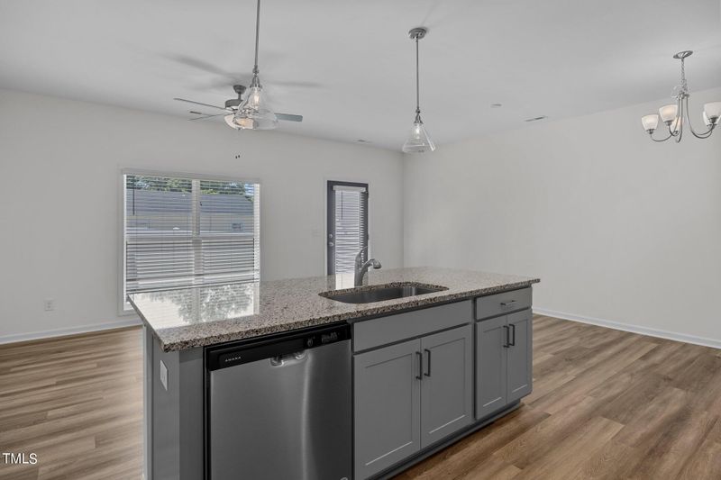 4 S Lenny Dr #14, Clayton, NC 27520