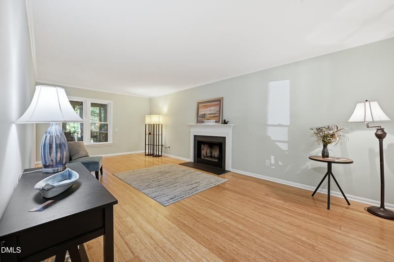 4 Little Springs Ln, Durham, NC 27707