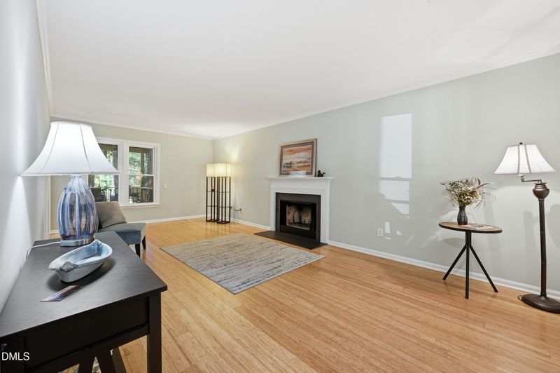4 Little Springs Ln, Durham, NC 27707