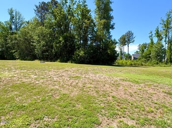 4 Odell Ln, Zebulon, NC 27597